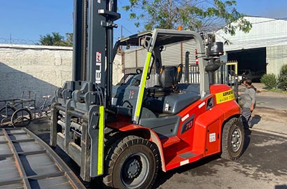 servicio profesional de gruas horquillas